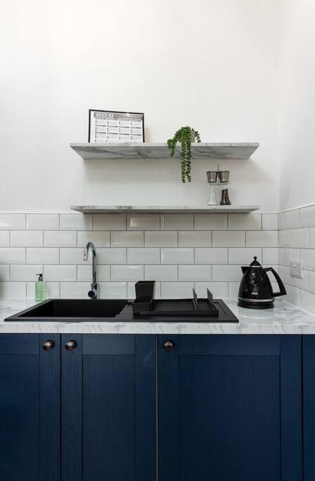 The Stylish 3-Bedroom Maisonette Retreat 斯特灵 外观 照片